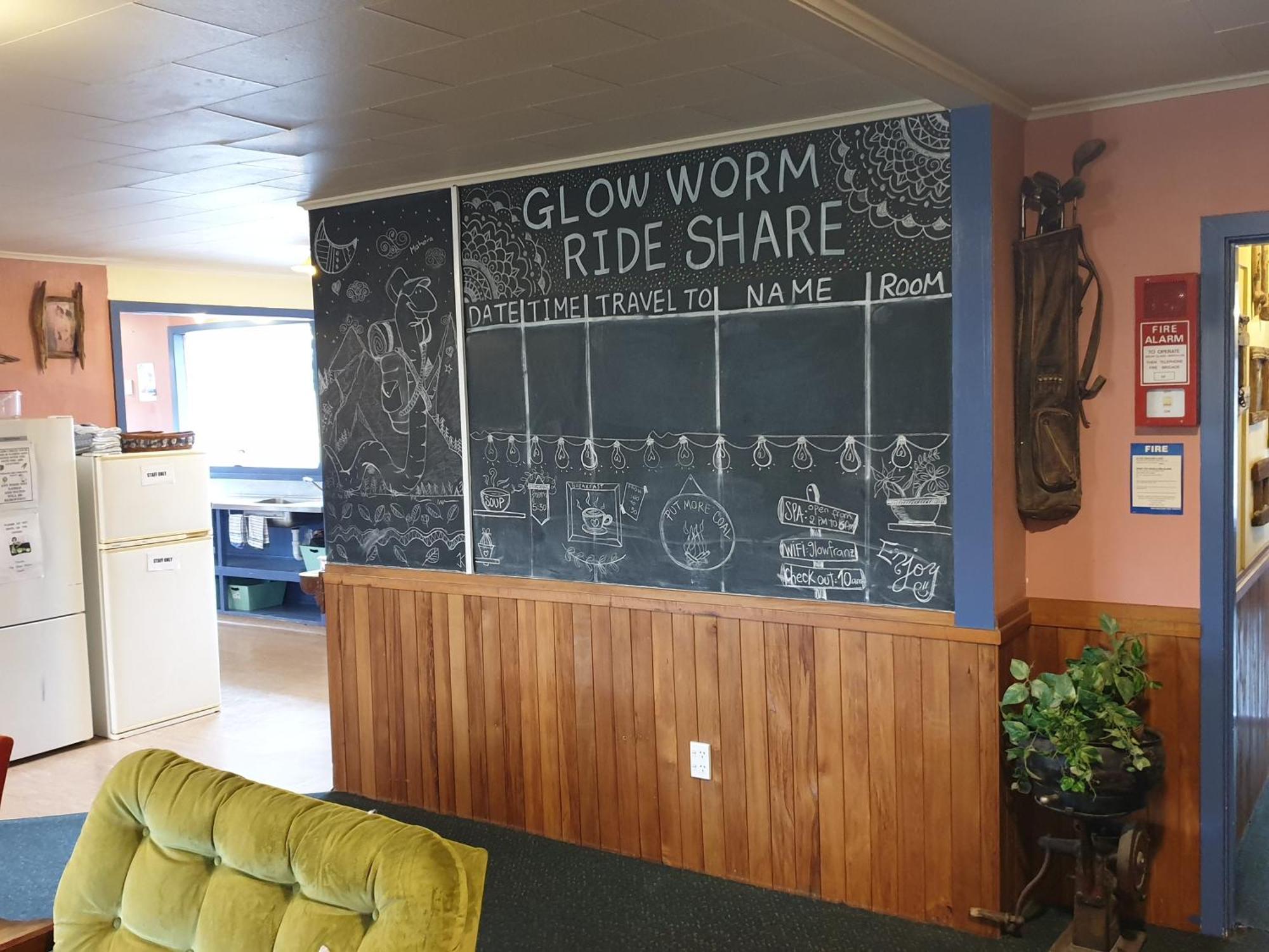 פרנץ ג'וזף Glow Worm Accommodation מראה חיצוני תמונה